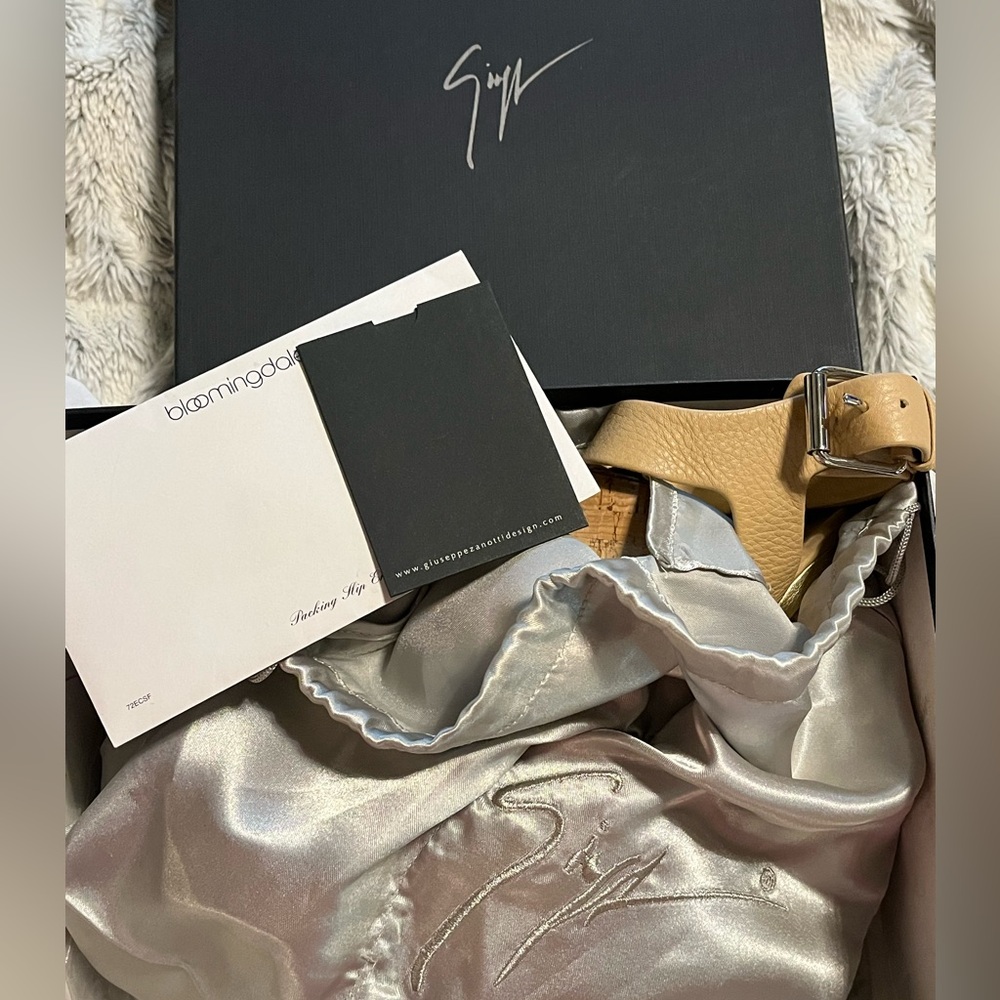 Giuseppe zanotti - Picture 2 of 16